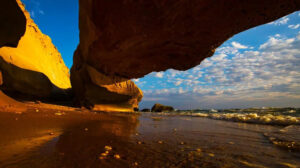 ایجاد کمپ و شب‌مانی در سواحل پارسیان ممنوع شد