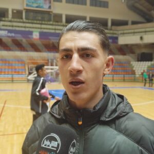 عظیمی: نیمه دوم طوفانی بازی کردیم