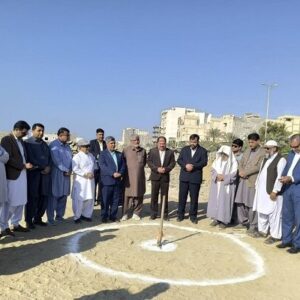 آیین کلنگ‌زنی دو مدرسه ۱۲ کلاسه در چابهار برگزار شد