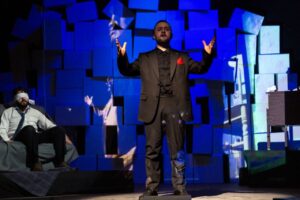 اجرای ۲ نمایش از اقلیم کردستان در سومین روز جشنواره تئاتر کوردی سقز