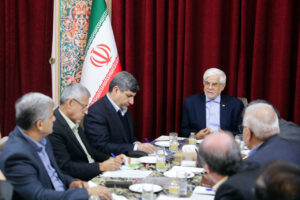 عارف: جایگاه اولی علمی در منطقه دست یافتنی است