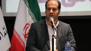 براتی‌زاده: اعزام ۴۲۶ بیمار از خمین بیانگر کمبود امکانات درمانی است