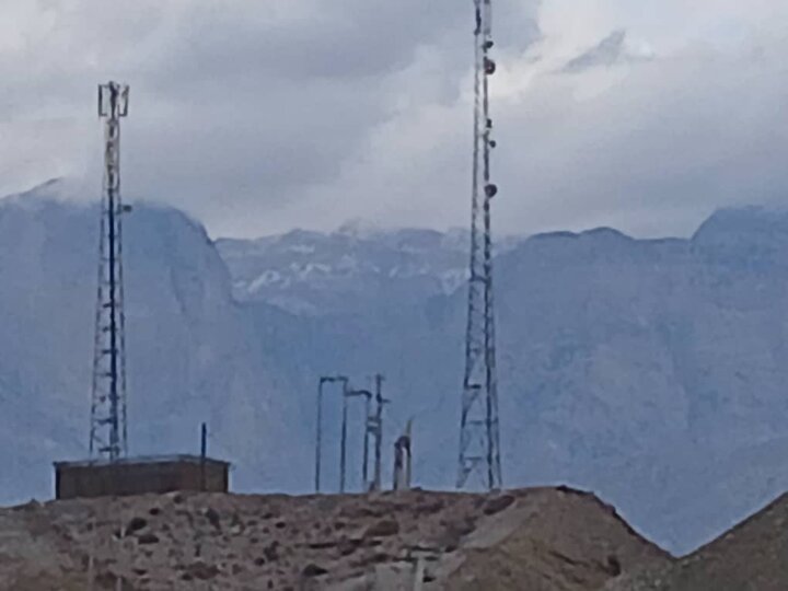بارش برف در ارتفاعات روستای درگز سیاهو