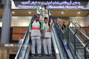بازگشت نخستین گروه از کاروان ورزش ایران به کشور