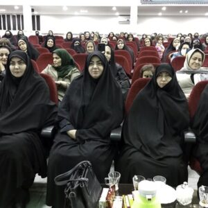 رنجبران: اسلام با معرفی حضرت زهرا(س) جایگاه زن را به اوج کرامت رساند