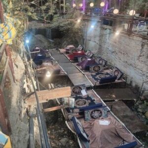 تخت‌های مستقر در بستر رودخانه دربند با دستور قضایی جمع‌آوری شد