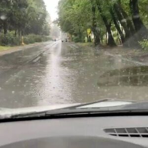 هشدار سطح قرمز هواشناسی و توصیه به پرهیز از سفرهای غیرضروری