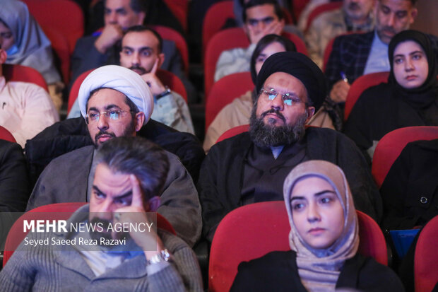 آیین رونمایی از «کتاب نوجوان ایرانی»