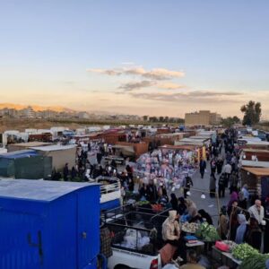 تعطیلی بازارهای موقت شهری شیراز در پی هشدار قرمز هواشناسی