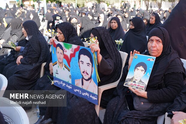 مراسم ملی تجلیل از مادران و همسران شهدا در گچساران