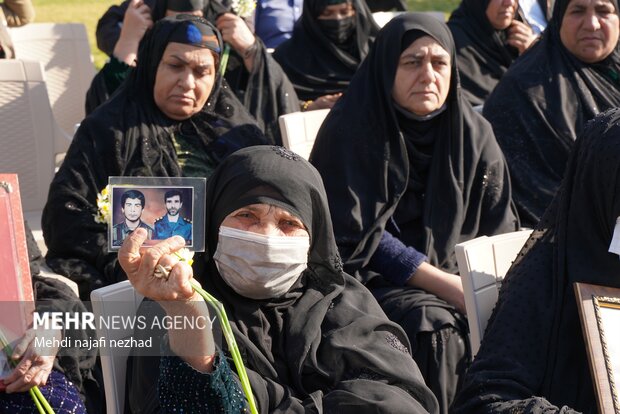 مراسم ملی تجلیل از مادران و همسران شهدا در گچساران