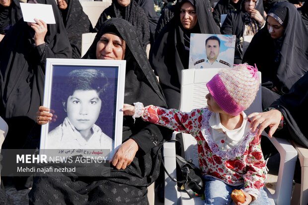 مراسم ملی تجلیل از مادران و همسران شهدا در گچساران