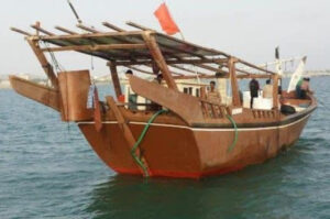 مینی‌لنج قاچاق سوخت در قشم به دام افتاد