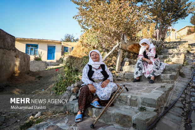 روستای گردشگری عنبران
