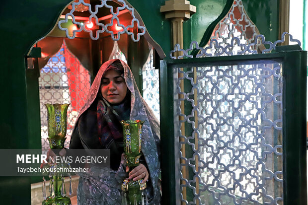 غبارروبی امامزاده زبیده خاتون همدان