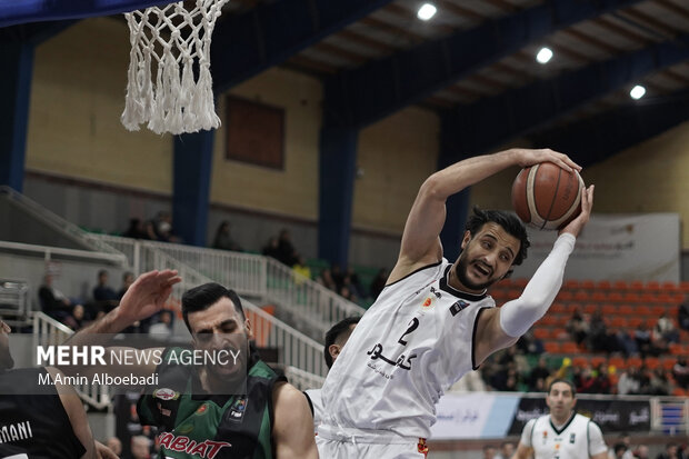 لیگ برتر بسکتبال ؛ گلنور اصفهان و طبیعت اسلامشهر