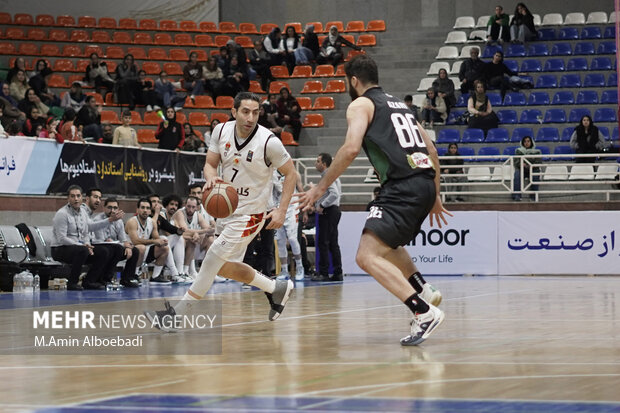 لیگ برتر بسکتبال ؛ گلنور اصفهان و طبیعت اسلامشهر