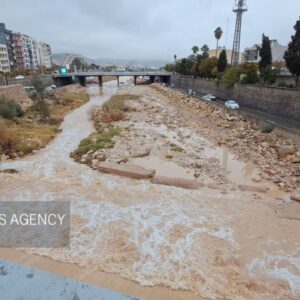 وضعیت رودخانه خشک شیراز پس از ۱۸ ساعت بارندگی