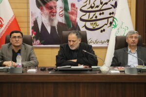 آقایی:تغییر مسیر راه‌ آهن به خاطر سود جویان خلاف عدالت است