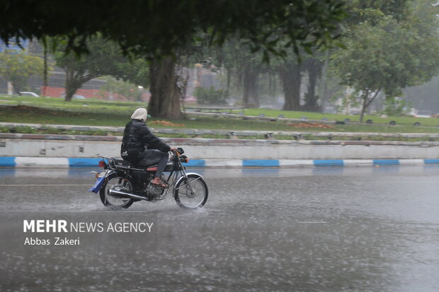 صبح یک روز بارانی در بندرعباس