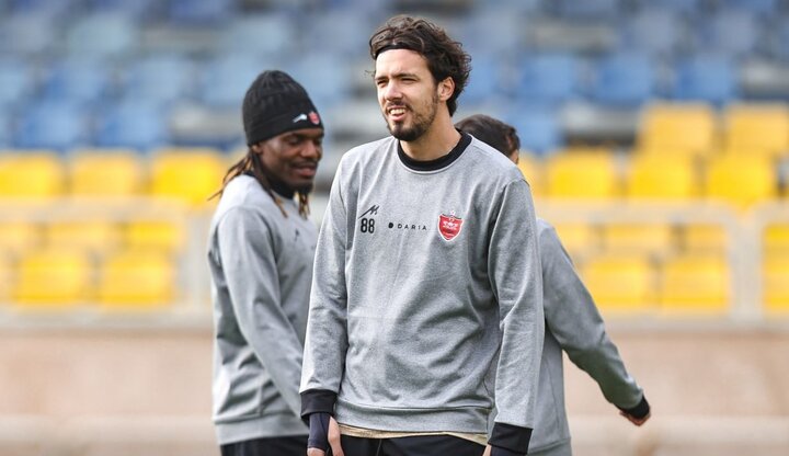 بازیکنان مهم اوسمار برای بازی با تراکتور آماده شدند