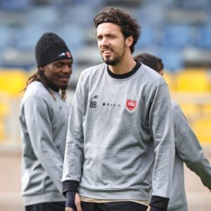 بازیکنان مهم اوسمار برای بازی با تراکتور آماده شدند