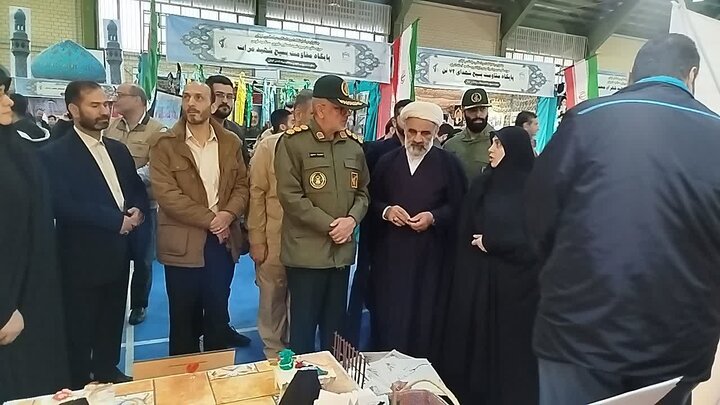 محمدی: نمایشگاه های اسوه، میدان واقعی خدمت بسیج به مردم و مستضعفان است