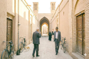 نگاهی بر آشتی و معماری همگرایی در فرهنگ ایران