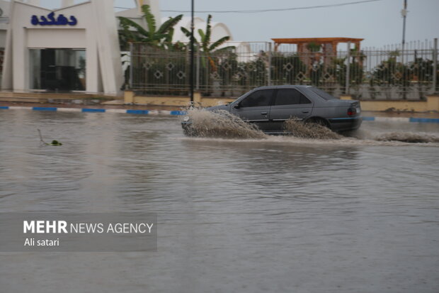 آبگرفتگی شدید در خیابان های بندرعباس