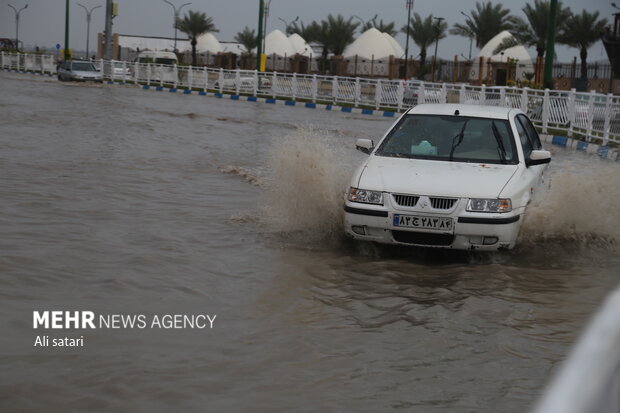 آبگرفتگی شدید در خیابان های بندرعباس