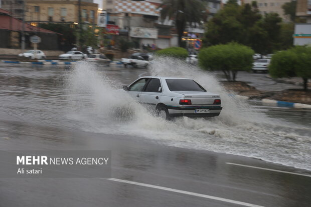 آبگرفتگی شدید در خیابان های بندرعباس