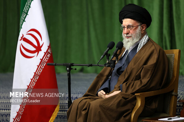 دیدار دست اندرکاران کنگره بزرگداشت ۵۵۸۰ شهید استان البرز با رهبر معظم انقلاب اسلامی 