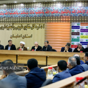 استاندار اصفهان: پروژه‌های زیست‌محیطی مقطعی و نمادین نباشد