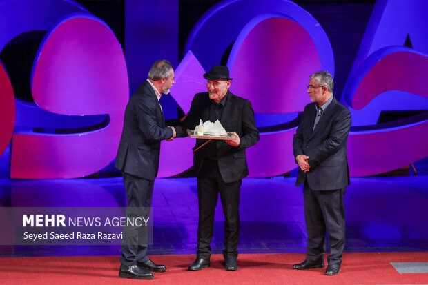 آئین اختتامیه نوزدهمین جشنواره بین‌المللی سینمای مستند «سینماحقیقت»