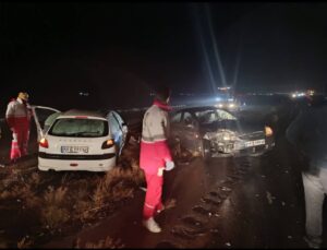 شائینی: تصادف زنجیره ای در شاهرود ۲ مصدوم برجای گذاشت