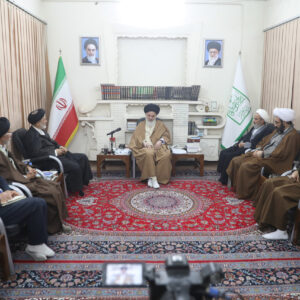 حسینی بوشهری: اعتکاف مسیر تعالی انسان و جلوه‌ای از جهاد اکبر است