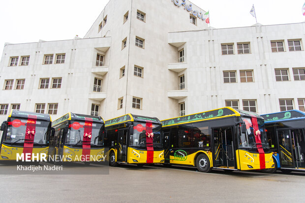 آیین رونمایی از نخستین ناوگان اتوبوس برقی کلانشهر اصفهان