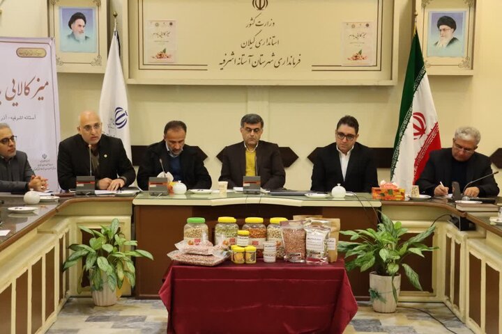 روشن بخش قنبری: برندسازی بادام لازمه توسعه صادرات است