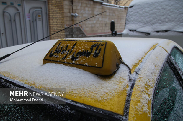 بارش اولین برف پاییزی در اردبیل