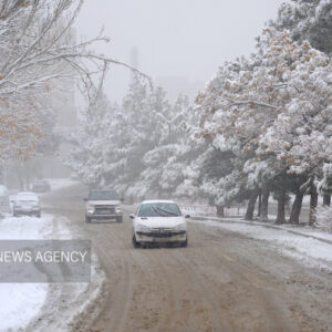 بارش برف در محور ارتباطی ایلام – بدره