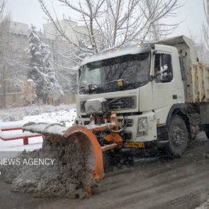 اجرای ۸۷۰ کیلومتر برف‌روبی جاده روستایی در همدان