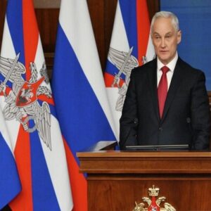 وزیر دفاع روسیه: ناتو در حال آماده شدن برای درگیری با روسیه است