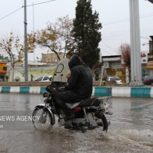 آماده‌باش کامل شهرداری گلپایگان در پی بارش‌های اخیر