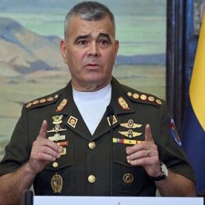 کاراکاس: ارتش ونزوئلا از تهدیدات ترامپ مرعوب نمی‌شود