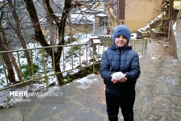 بارش برف پاییزی در ماسوله