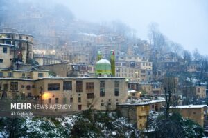 بارش برف پاییزی در ماسوله