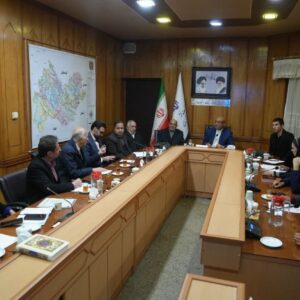 استاندار کرمانشاه بر حمایت همه‌جانبه از بیماران خاص تأکید کرد