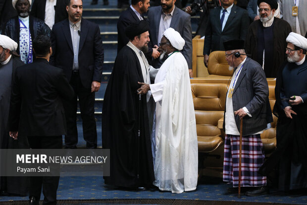 نخستین دوره جایزه بین المللی امام خمینی(ره)