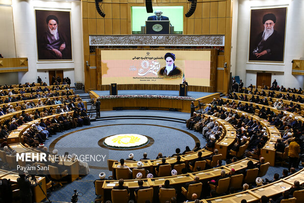 نخستین دوره جایزه بین المللی امام خمینی(ره)