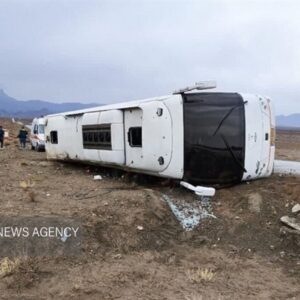 واژگونی دو دستگاه اتوبوس در محور زاهدان – بم با ۱۴ کشته و زخمی
